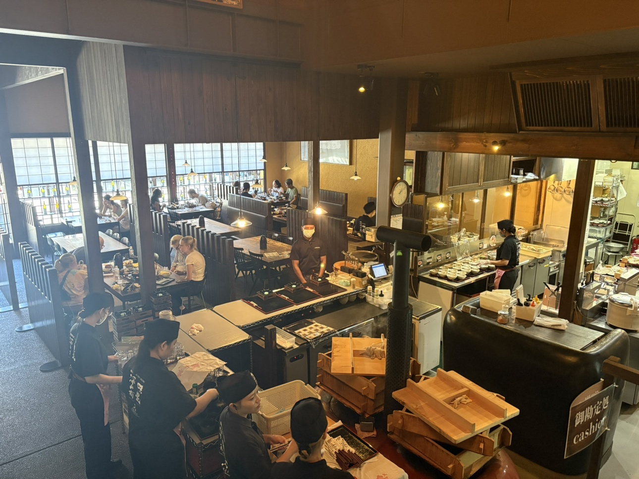 有限会社舩坂酒造店の正社員 販売・サービス 飲食・宿泊サービスの求人情報イメージ6