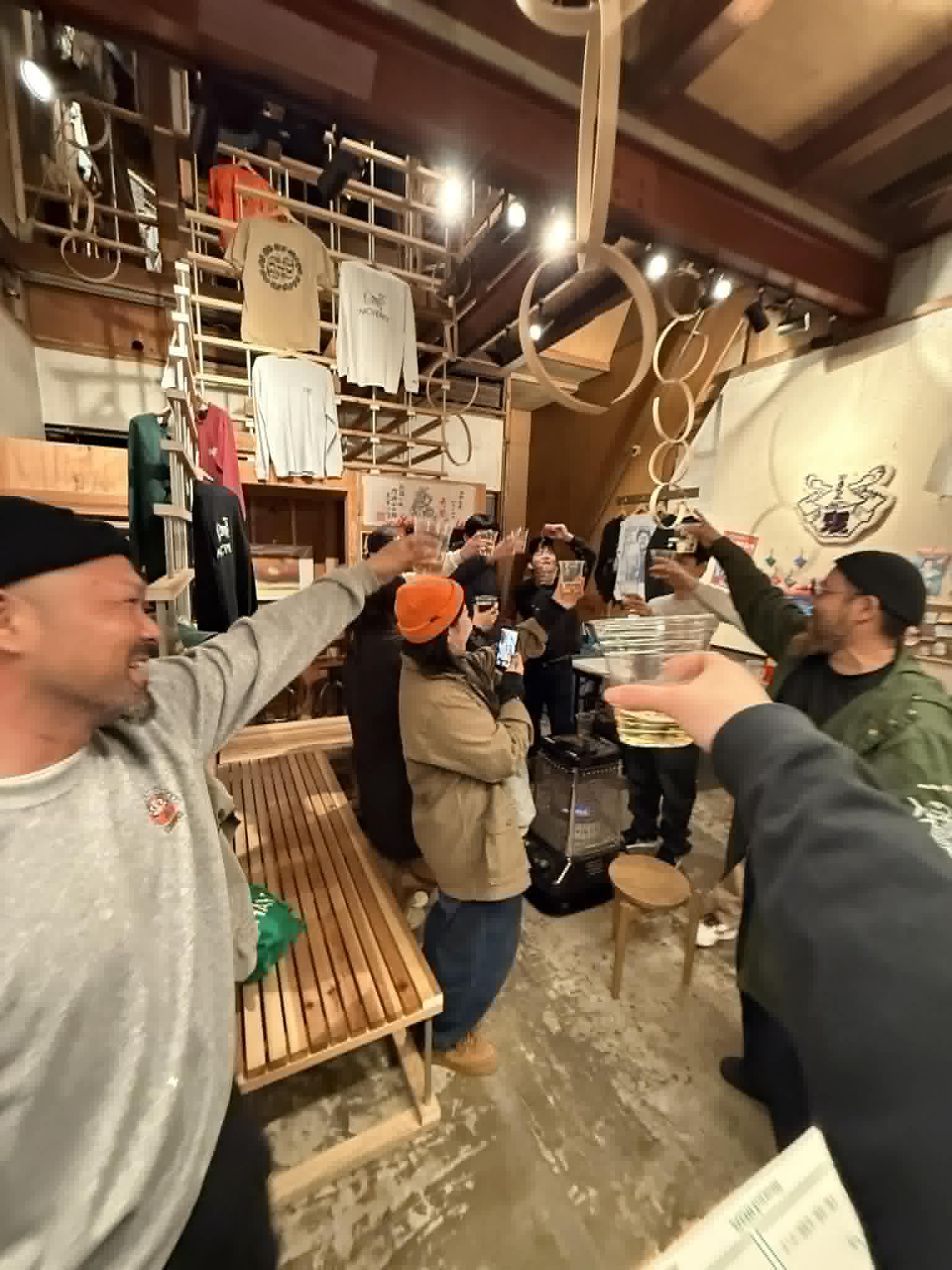 Dive in HIDAのパート・アルバイト クリエイティブ その他求人イメージ